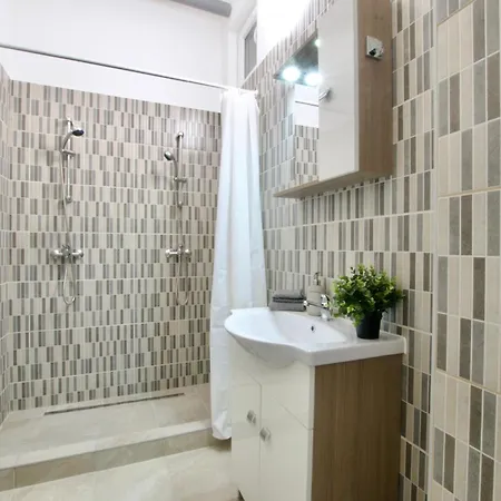 Premium By Hi5-ditroi * Budapest