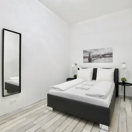 Appartement Premium By Hi5-ditroi Boedapest